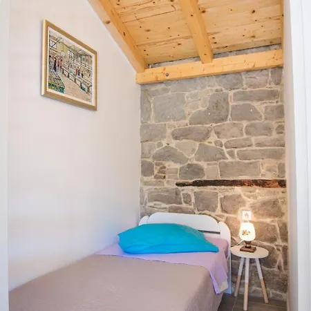 Charming 5-bed House In *