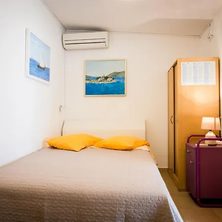 Charming 5-bed House In