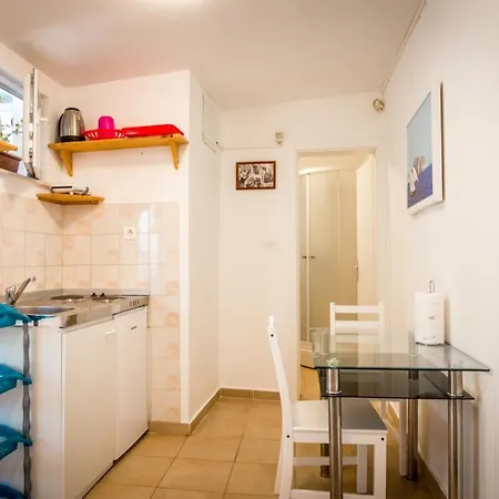Σπίτι διακοπών Charming 5-bed House In *